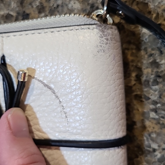 Kate Spade Wallet - Picture 4 of 5